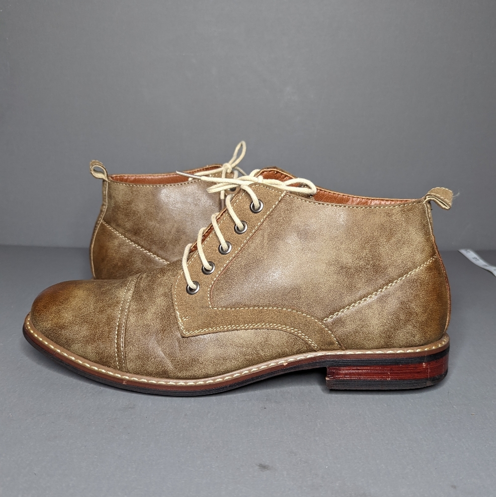 Ferro Aldo Brown Suede Ankle Boot - Picture 2 of 9